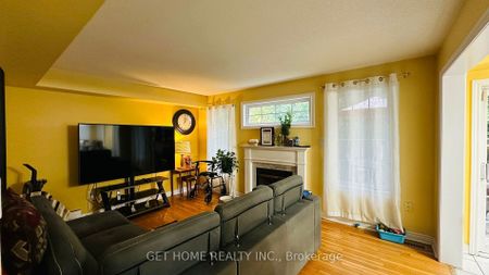 For Lease - 18 Solmar Avenue, Whitby, Ontario - Photo 2