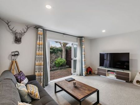 Onehunga townhouse - Photo 3