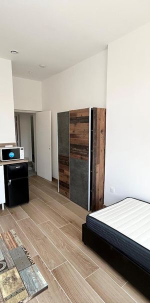 Location Appartement 1 pièce 16m² FAMARS 59300 - Photo 1