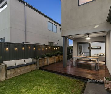 2 Hammersmith Way, Cranbourne East - Photo 5