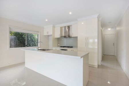 A Beautiful Choice! - Photo 3