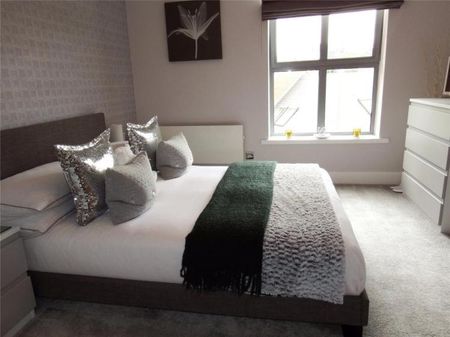 2 bedroom apartment to rent - Photo 3
