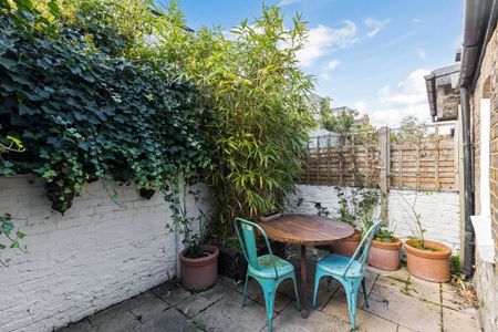 1 bedroom flat to rent - Photo 5