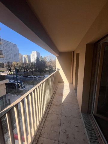 location Appartement T3 DE 68.6m² À BOBIGNY - Photo 4