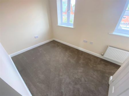 Nightingale Close, Edgbaston, BIRMINGHAM - Photo 3