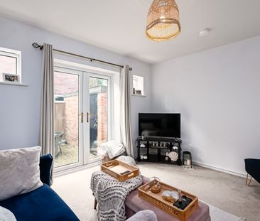 1 bedroom semi-detached house to rent - Photo 3