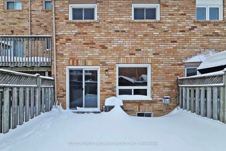 For Lease - 32 Kelso Crescent, Vaughan, Ontario - Photo 2