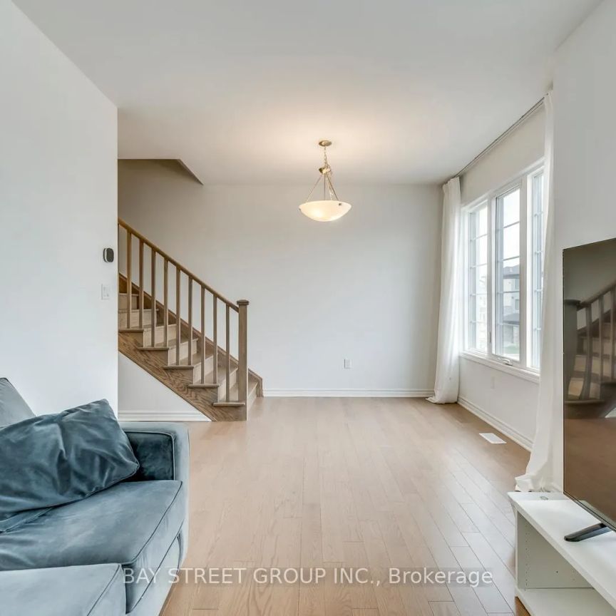 3040 MERRICK ROAD - Photo 1