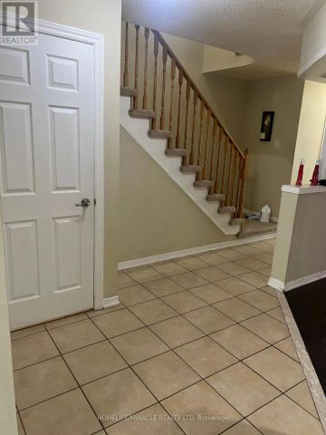 33 REVELSTOKE PLACE - Photo 4