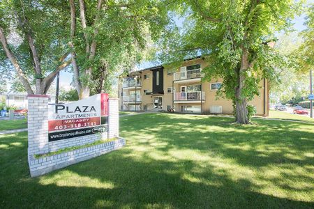 Plaza Apartments - Photo 3