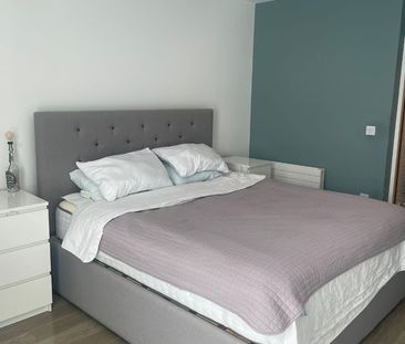 2 Bed Flat, Station Approach, SE26 - Photo 3