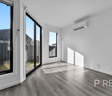 Modern Living in Prime Doveton Location - Photo 1