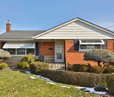 For Lease - 729 Parker Crescent, Burlington, Ontario - Photo 1