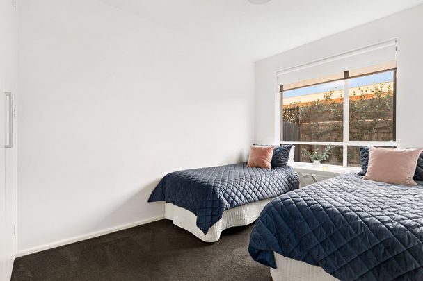 2/257 Buckley Street, Aberfeldie - Photo 1
