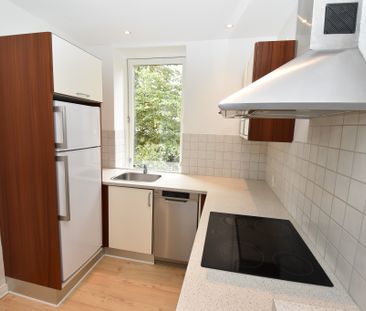 Moderne lejlighed i hjertet af Aalborg med elegant indretning - Photo 4