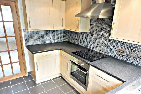 2 bedroom house to rent - Photo 4