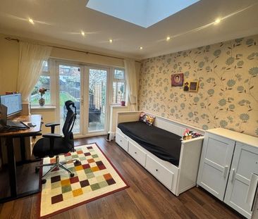 4 Bed Semi-Detached House, Glenwood Gardens, IG2 - Photo 1