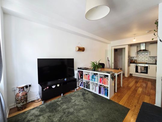 Camberwell Road, Camberwell - Photo 1