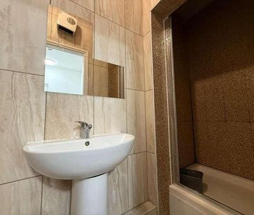 Stratford Road, Sparkhill, B11 - Photo 6