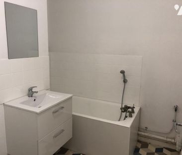 APPARTEMENT T2 en résidence sécurisée - LOOS PROCHE CHR - Photo 3