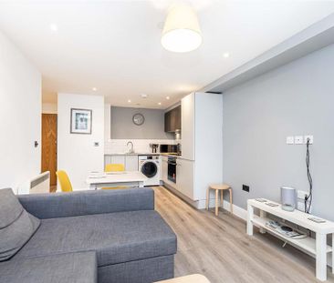 1 bedroom flat to rent - Photo 3