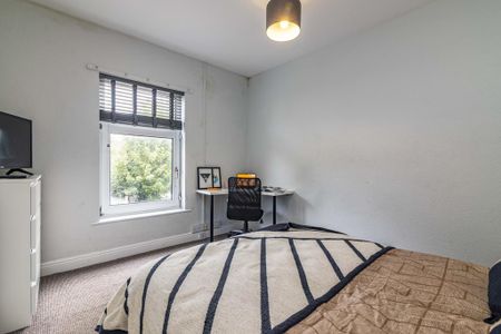 3 bedroom terraced house to rent - Photo 5