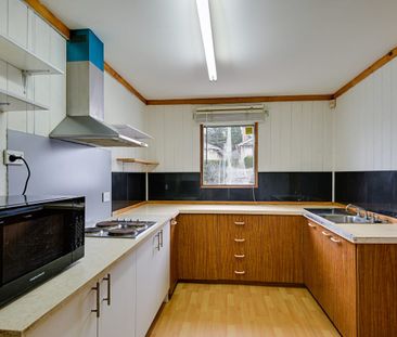 4 bedrooms house in Moonah Center Available NOW - Photo 4