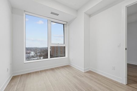 For Lease - 60 Central Park Roadway N/A Unit# 1303, Toronto, Ontario - Photo 3