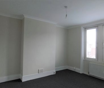 Eastbourne Avenue, Gateshead - Photo 3