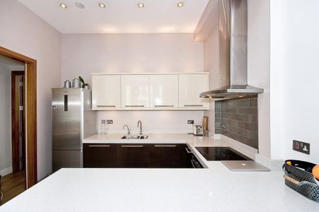 2 bedroom flat to rent - Photo 4