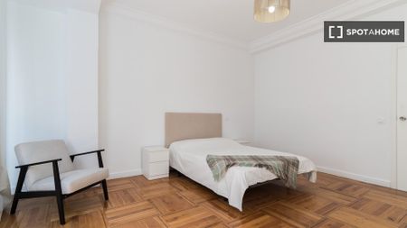 madrid, Community of Madrid 28015 - Foto 4