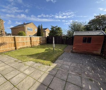 3 bedroom semi-detached house to rent - Photo 3
