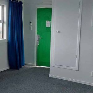 Beautiful 1 bedroom flat with breathtaking views - Photo 2