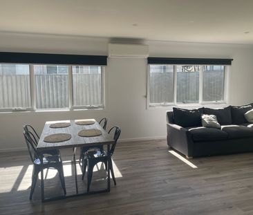 Modern & Comfortable 3-Bedroom Home - Photo 1