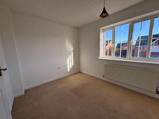 2 bedroom property to rent - Photo 1