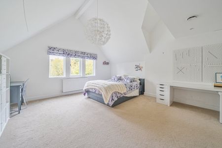 6 bedroom detached house to rent - Photo 5