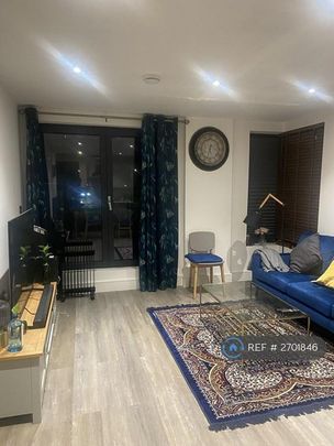 1 bedroom flat to rent - Photo 1