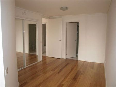 708/668 Bourke Street - Photo 3