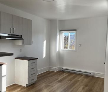 Beau 6 1/2 à louer à Verdun - Photo 1