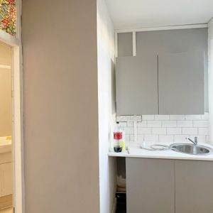 Tudor Way, Southgate, London N14 - Photo 3