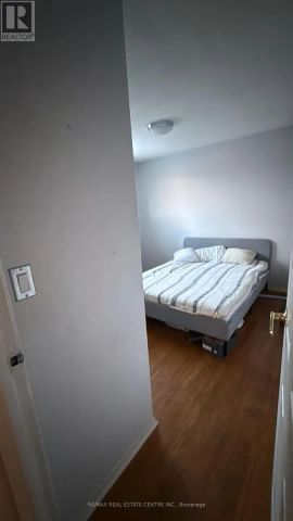 55 YORKDALE CRESCENT - Photo 5