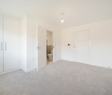 Throwster Drive, Sudbury - Photo 4