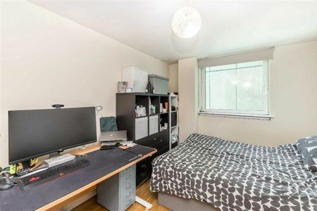 St. George Wharf, Vauxhall, SW8 - Photo 4