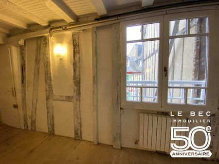 A louer T3 en duplex dans le centre historique de Vannes - Photo 4