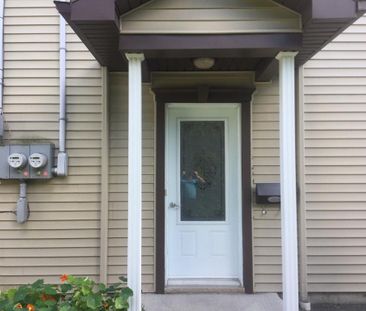 APPARTEMENT 51/2 Rez de jardin MAGOG - Photo 2