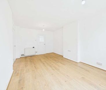 Linkway Gardens, Leicester, LE3 - Photo 1