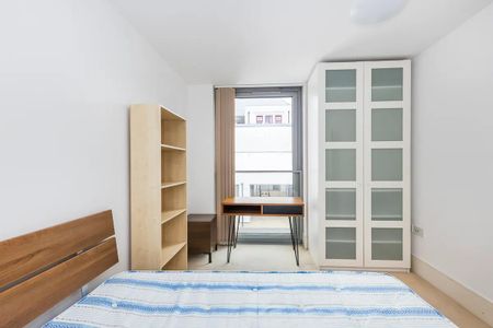 Stadium Mews, Highbury, London, N5 - Photo 5