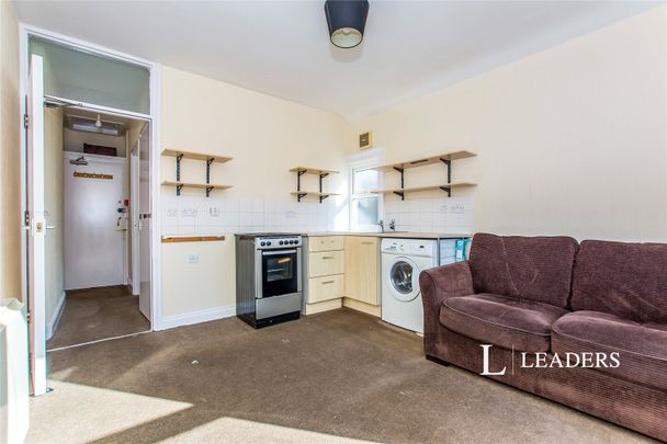 1 bedroom apartment to rent Algitha Road, PE25 - Photo 1