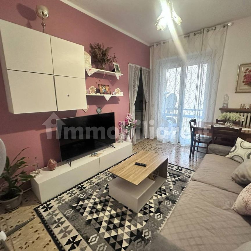 Trilocale via Damiano Chiesa 6, Borgo Piave, Corso Europa, Zona Ferrero, Alba - Photo 1