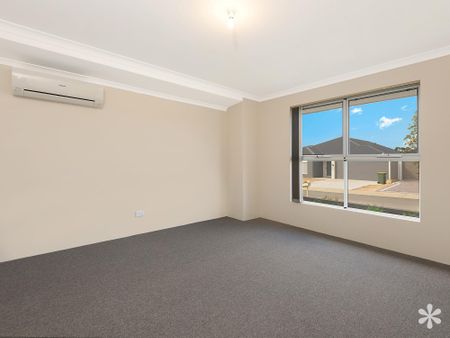 24 Bellingham Parade - Photo 3